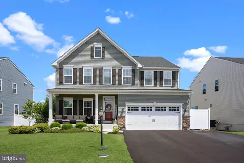 526 Spring Manor Blvd, Gilbertsville, PA 19525