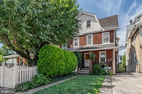 234 E Spring Ave, Ardmore, PA 19003