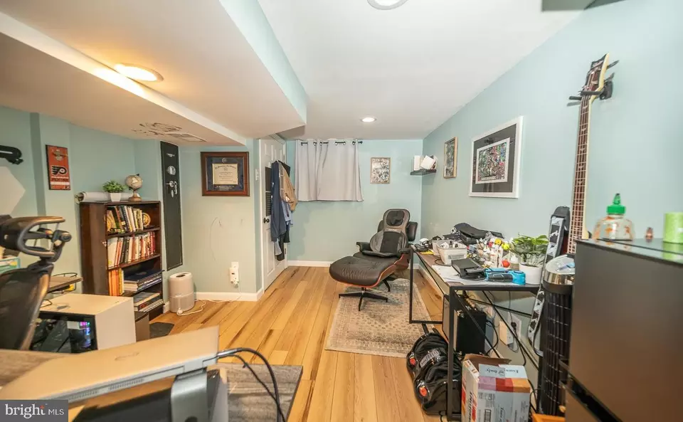  18 S Sylvania Ave, Jenkintown, PA 19046 photo 25