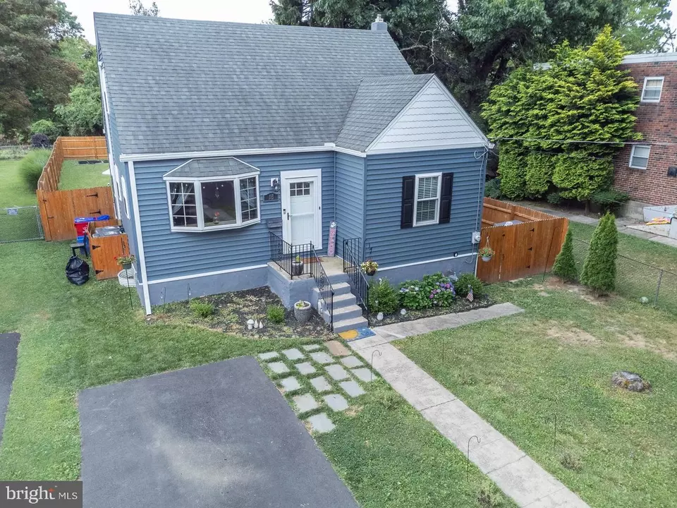  18 S Sylvania Ave, Jenkintown, PA 19046 photo 32