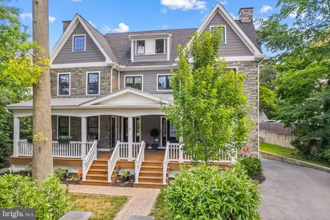 107 W Montgomery Ave #107, Ardmore, PA 19003