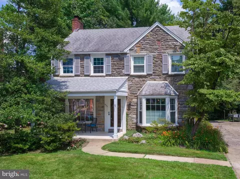623 Fariston Dr, Wynnewood, PA 19096