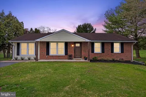 310 Bow Ln, Gilbertsville, PA 19525