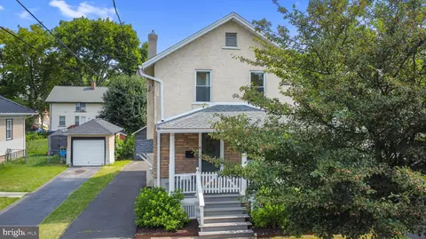 229 E Glenside Ave, Glenside, PA 19038