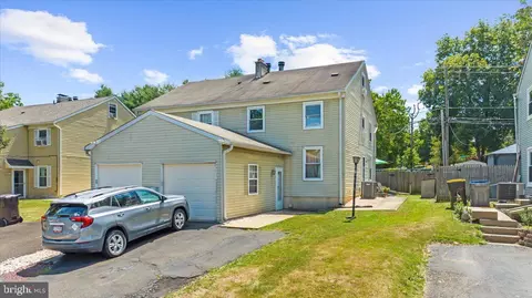 107 Deerpath Dr, Lansdale, PA 19446