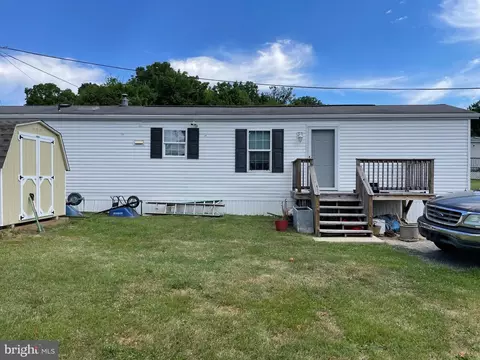 74 Ivy Cir, Norristown, PA 19403