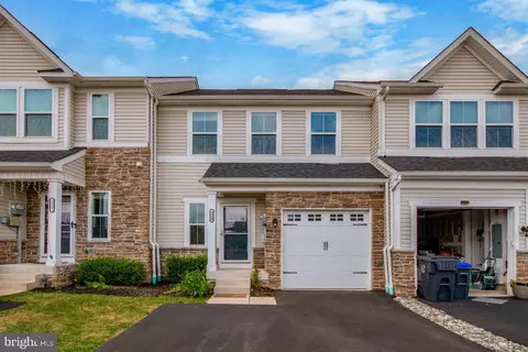1529 Emily Ct, Hatfield, PA 19440