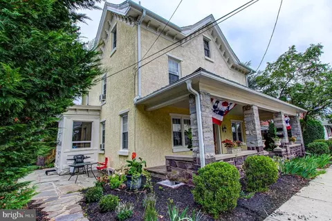 760 Main St, Pennsburg, PA 18073
