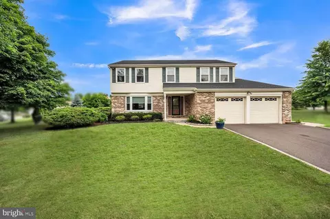 208 Musket Cir, Lansdale, PA 19446