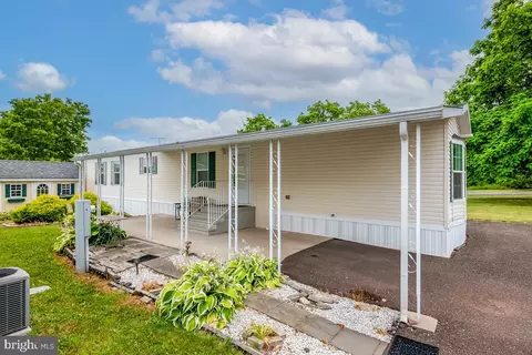 2917 E High St #9, Pottstown, PA 19464