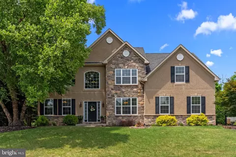 2011 Windsor Dr, Collegeville, PA 19426