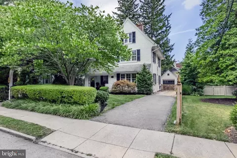 9 Booth Ln, Haverford, PA 19041