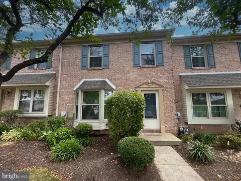 1470 Bramblewood Ct, Pottstown, PA 19464