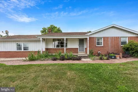 351 Moyer Rd, Souderton, PA 18964