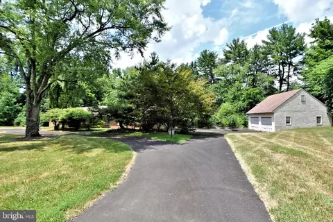 1017 Woods Ln, Gwynedd, PA 19002