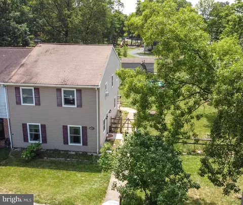 716 Hamilton Rd, East Greenville, PA 18041