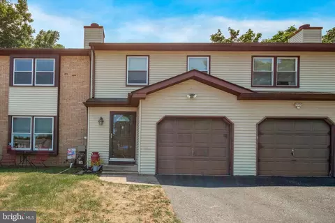 2584 Allison Dr, Pottstown, PA 19464