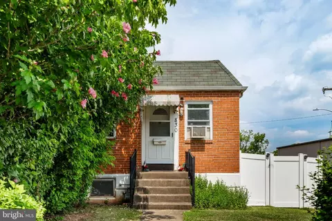 830 Walnut St, Lansdale, PA 19446