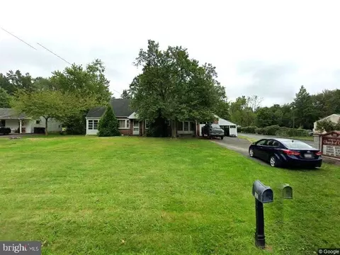302 N Wales, North Wales, PA 19454