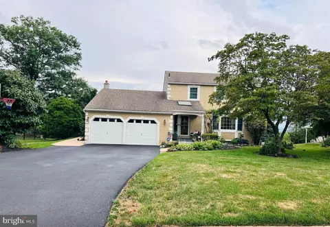 3006 Brambling Ln, Norristown, PA 19403