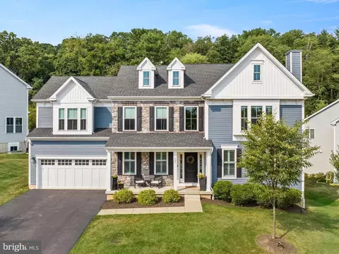 204 S Landmark Ln, Fort Washington, PA 19034