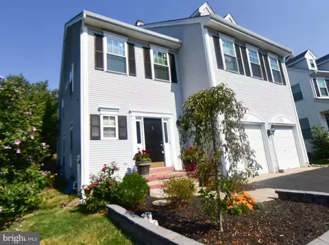 318 Fell Ln, Schwenksville, PA 19473