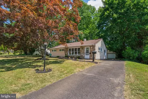 1571 Reservoir Ave, Abington, PA 19001