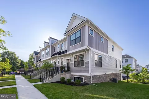 330 Walnut St, Collegeville, PA 19426
