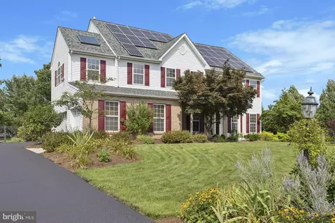 4373 Annandale Dr, Schwenksville, PA 19473
