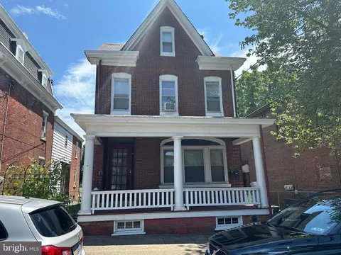 254 N York St, Pottstown, PA 19464
