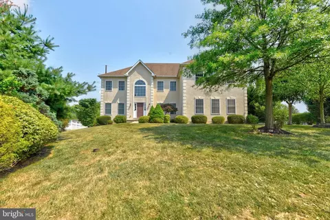 1613 Hartford Cir, Souderton, PA 18964