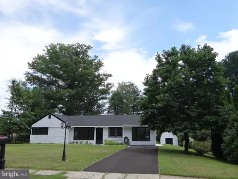 665 Pembroke, Jenkintown, PA 19046