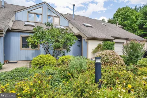 681 Meetinghouse Rd #6, Elkins Park, PA 19027