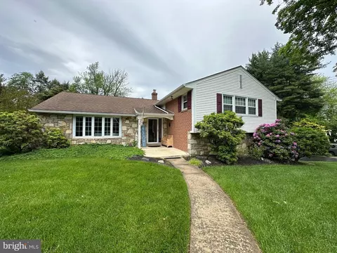 343 Moreland Rd, Huntingdon Valley, PA 19006