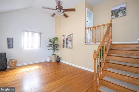 1100 Line St, Lansdale, PA 19446