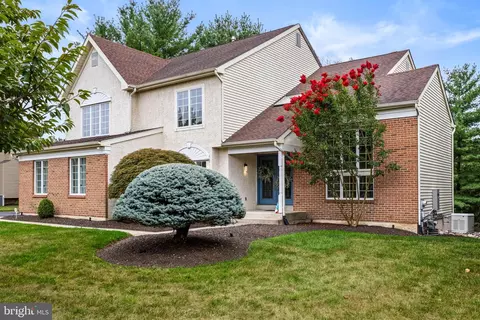 828 Redgate Rd, Dresher, PA 19025