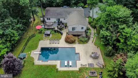 22 Klingerman Rd, Telford, PA 18969