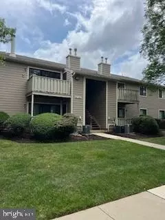 807 Thornton Ct #807, North Wales, PA 19454