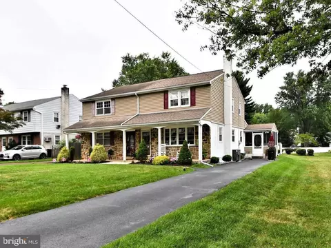 678 S 5th Ave, Royersford, PA 19468