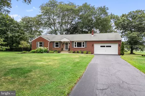 1642 Kriebel Rd, Lansdale, PA 19446