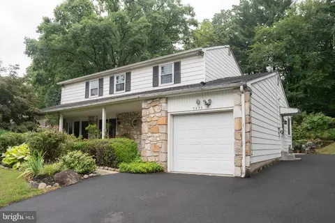 3236 Burn Brae Dr, Dresher, PA 19025