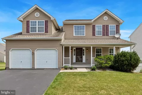 503 Courtside Ave, Gilbertsville, PA 19525