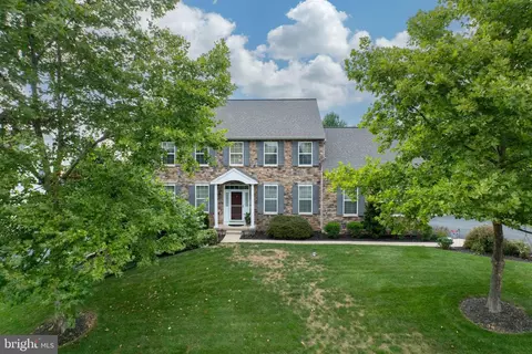 180 Bradford Dr, Schwenksville, PA 19473