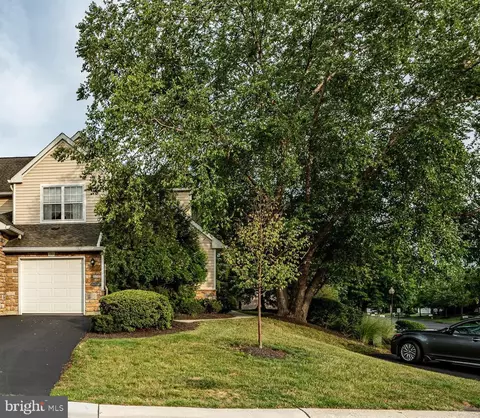 180 Canterbury Ln, Blue Bell, PA 19422