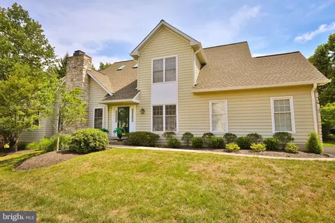 130 Birkdale Dr, Blue Bell, PA 19422