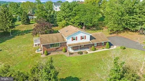 153 Ott Rd, Schwenksville, PA 19473