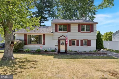 1321 Osbourne Ave, Abington, PA 19001