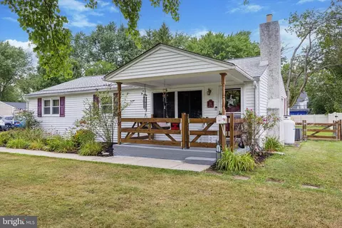 510 Sherwood Ln, Hatboro, PA 19040
