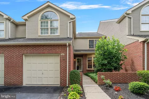 256 Towyn Ct, Gwynedd, PA 19002