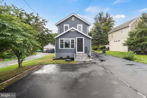 93 W Third Ave, Collegeville, PA 19426